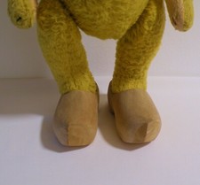 Paar Holzschuhe handgeschnitzt