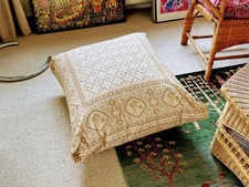 Altes Sitzkissen der Firma