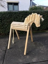 Voltigierpferd, Holzpferd