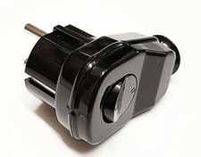 Schukostecker mit Schalter