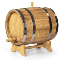 Holzfass mit Kran Whiskyfass