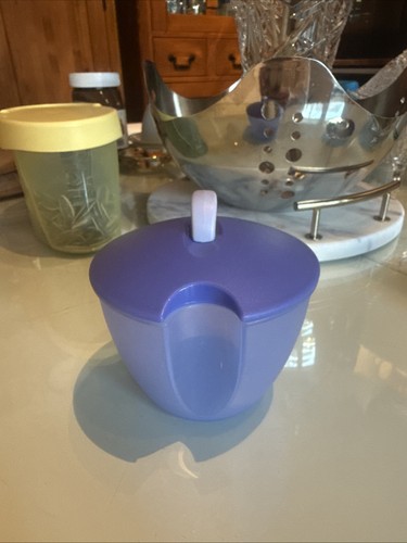 Tupperware jungewelle - tupperware,