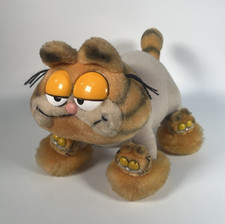 Vintage R Dakin Garfield