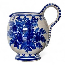 Keramikkrug handbemalt blau weiß (creme) Blumendekor Vintage Wasserkrug Weinkrug