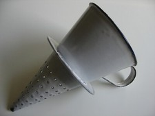 Ausgefallener Emaille-Trichter