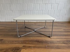 Steelcase B-Free Beistelltisch
