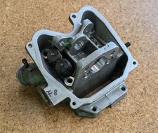 Zylinderkopf nicht komplett, Aprilia Leonardo  125, 2x Auslassventil fehlt