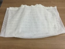 1 Gardine/Vorhang weiß mit Bleiband Länge 90 cm. B oben 120, unten 290, gerafft