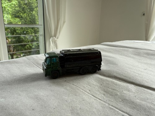 Vintage husky models tankwagen - husky,