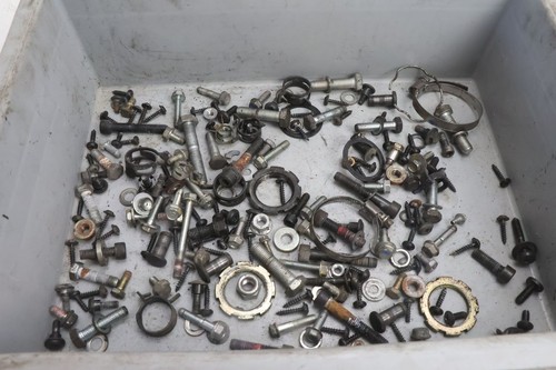 Schrauben peugeot satelis - -,