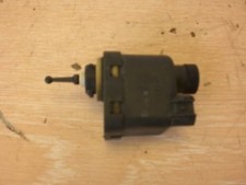 Lichtweitenregulierung Stellmotor Motor | Opel Astra F