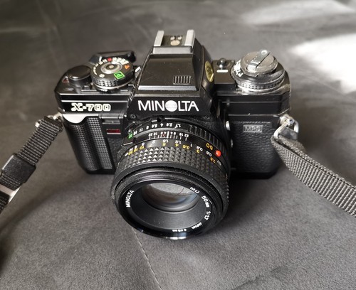 Fotokamera minolta 700 - fotokamera,