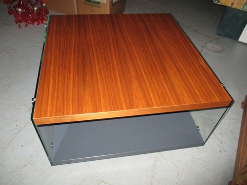 Couchtisch nussbaum mit glas - nussbaum,