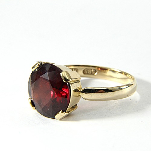 585 gold ring mit granat - 585,