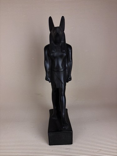 Statue des ägyptischen gottes - ägyptischen,