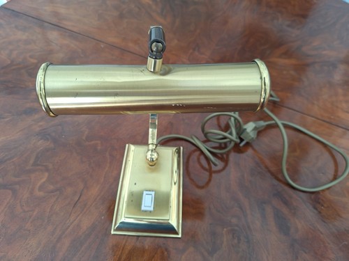 Schreibtischlampe