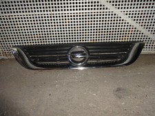 Opel Vectra B 1.6 16V Kühlergrill GM 90505722