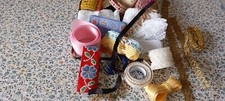 Bastelbedarf  - Bänderkiste für Hobby Nähfans für Puppenstuben usw. !!!