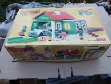 Carrera  Struxi (Kinderbahn) Polizei Stati   (mit Karton)Nr. 10743