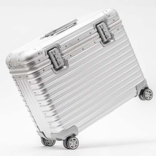 Rimowa cabin pilot - rimowa,