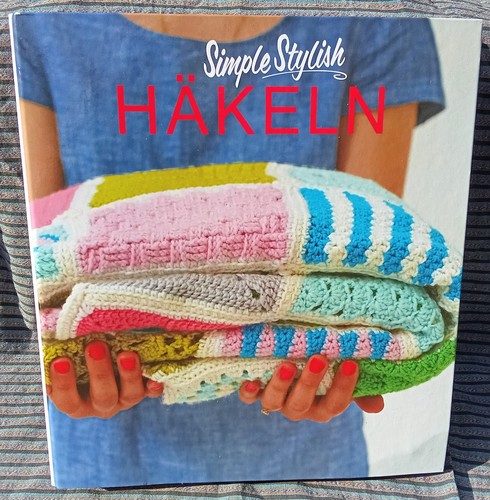 Agostini simply stylish - ·,