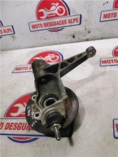 Vorderer Achsschenkel rechts