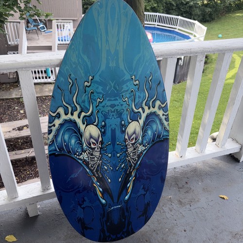 Drew brophy surfing skeletons - surfing,