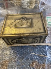 Große alte Blechdose von