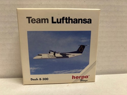 Herpa wings 500 - 1:500, 8-q400