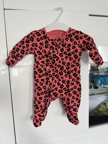 Mädchen koralle leopard - koralle,