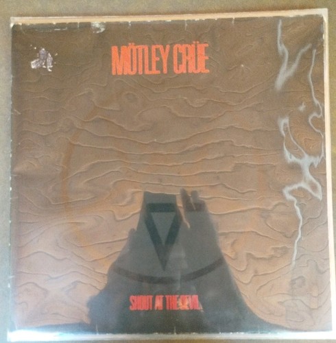 Mötley crüe shout the - crüe,