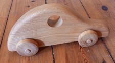Tolles Holz Spielzeug Auto Neu