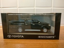 1:43 Toyota Hilux D-4D Minichamps Modell Auto Pickup