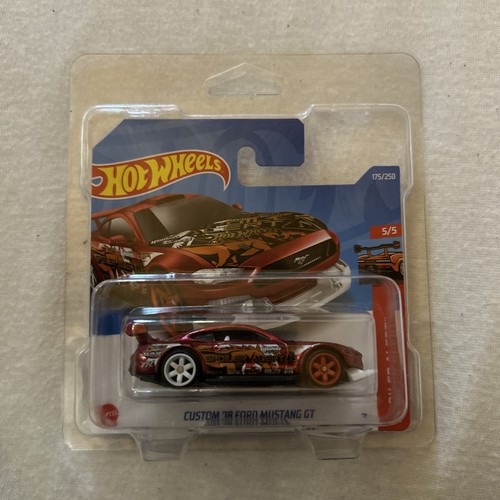 Hot wheels 2022 custom 18 - hot,