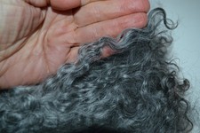 70Gramm rohwolle locken wolle