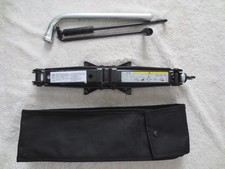 Original VW Scherenwagenheberset 3Q0011031ATS3 VW Passat Variant Touran Arteon