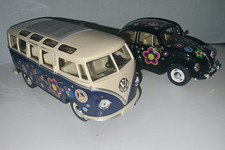 VW Käfer Und VW Bus Samba - Hippie Edition - Maßstab 1/24 Von Kinsmart