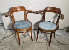 Ein set thonet j - ein,