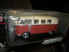 1:18 Yat Ming VW T1 Microbus rot/creme 1962 in OVP