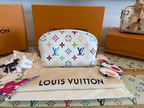 Louis vuitton takashi - louis, tm