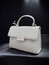 DAMENTASCHE BEIGE MIT GRIFF UND SCHULTERGURT RS5665 MODE 2026 KÖNIGIN SCHRECKER