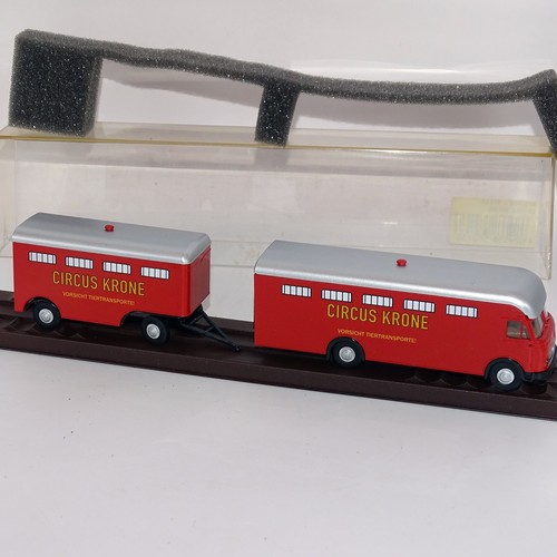Brekina 57213 circus krone - krone, mb