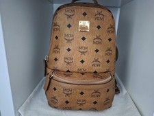 MCM Aren Sling Bag Neu