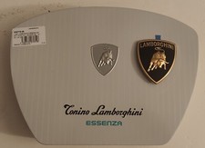 Lamborghini Wappen und Box mit