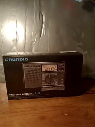Grundig traveler digital - g8,