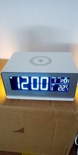 MEDION WECKER EDEL DESGIN DATUM TEMPERATUR CHARGE 10 WATT I PHONE SCHNELLLADUNG 