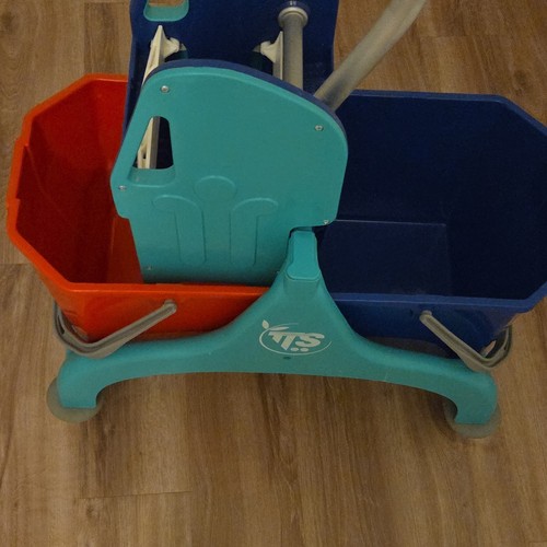 Tts reinigungswagen mit - tts,