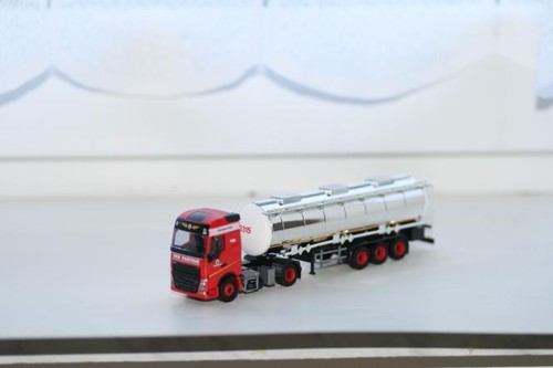 Awm lkw volvo - awm,