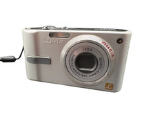 PANASONIC LUMIX DMC-FX10 Digitalkamera Silber Leica Lens