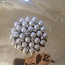 Damen Brosche Perlen mit